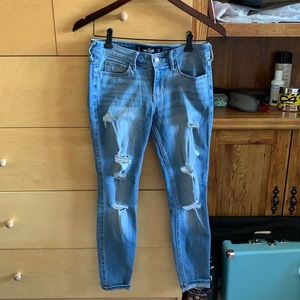 Ripped crop skinny jeans